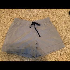 Athleta cuffed shorts